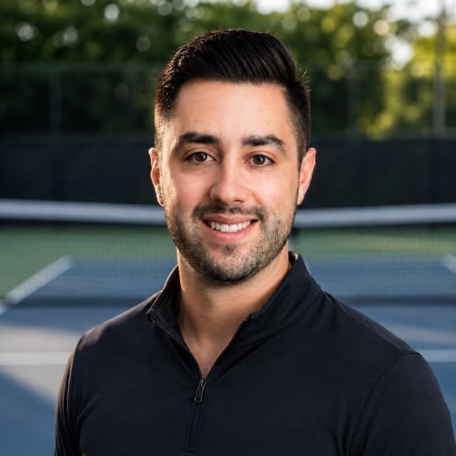 Portrait of Nic Friesen